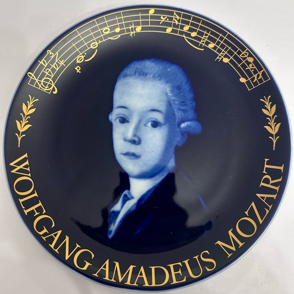 ECHT Cobalt Limited Edition Wolfgang Amadeus Mozart Composer Plate